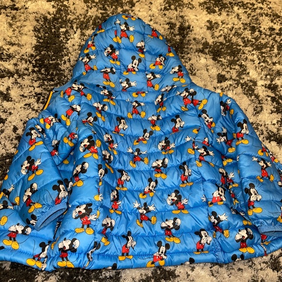 Disney Kids Toddler packable puffer jacket. Size 18-24 months. - Picture 3 of 3